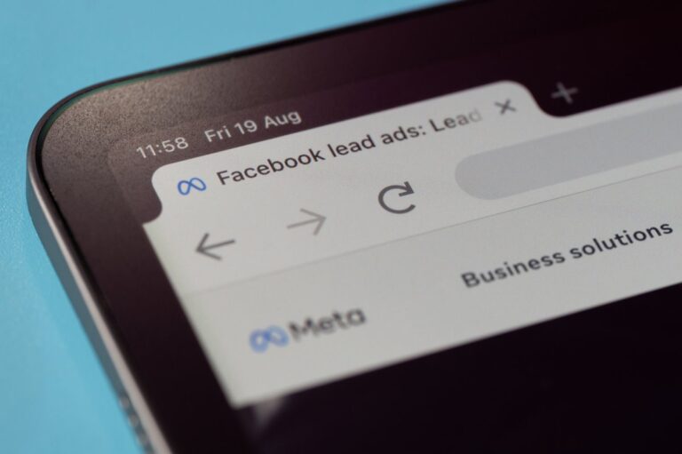 czym jest facebook lead ads